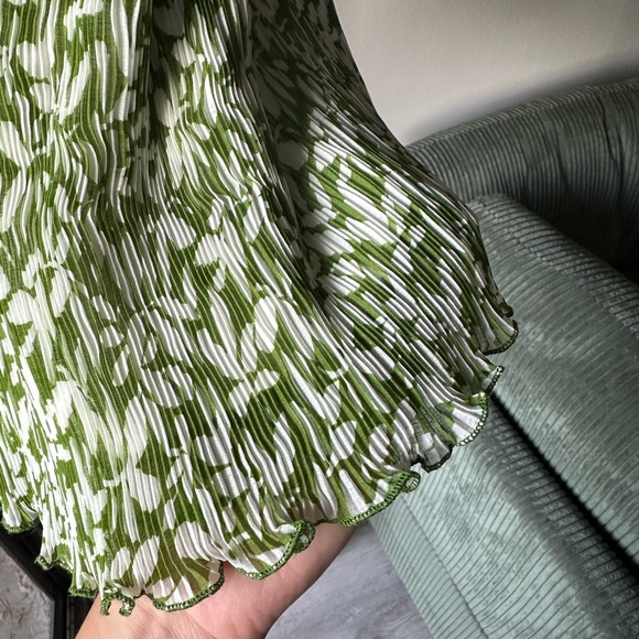 Pleated Mini Dress - Picture 4 of 4